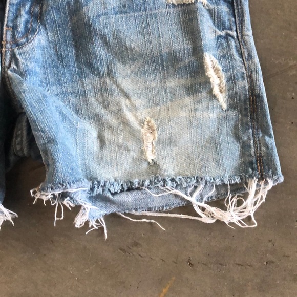 Hollister Cutoff Shorts - Picture 4 of 5